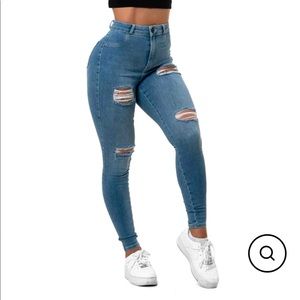 FIT JEANS REGULAR V2 4 HOLE RIPPED HIGH WAISTED
ARCTIC LIGHT BLUE